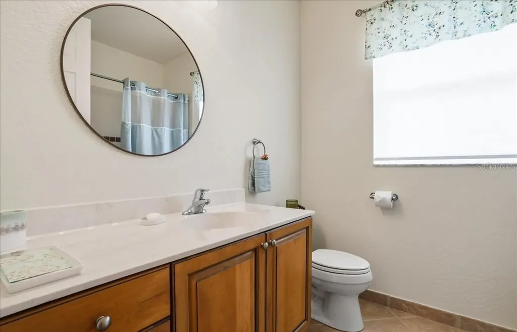 6558 41st Court E Sarasota FL 34243