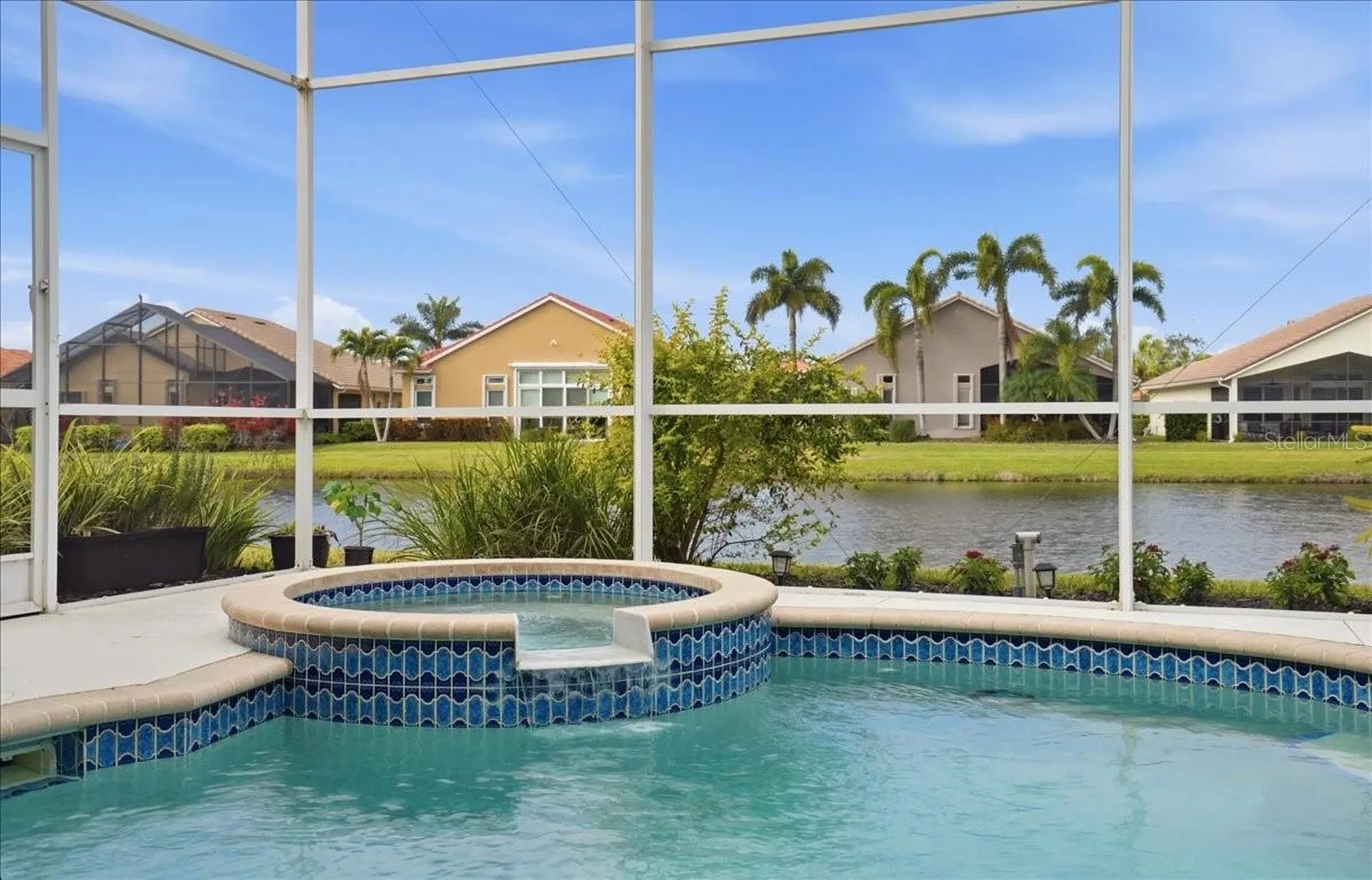 6558 41st Court E Sarasota FL 34243