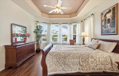 6558 41st Court E Sarasota FL 34243
