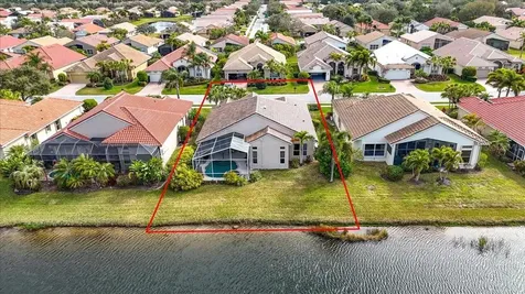 6558 41st Court E Sarasota FL 34243