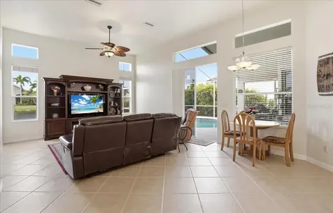 6558 41st Court E Sarasota FL 34243