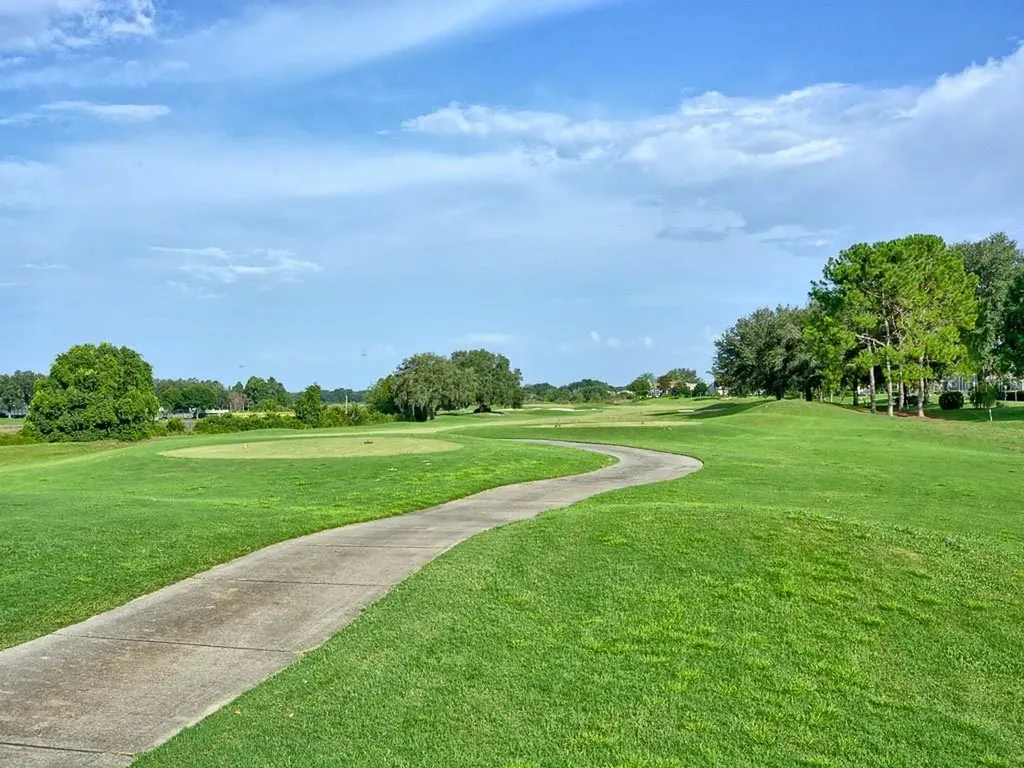 25113 Riverwalk Drive Leesburg FL 34748