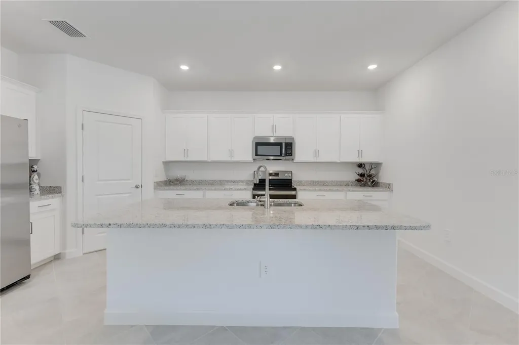 3160 Weston Manor Drive Alva FL 33920