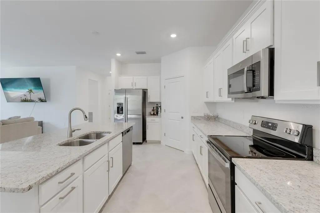 3160 Weston Manor Drive Alva FL 33920