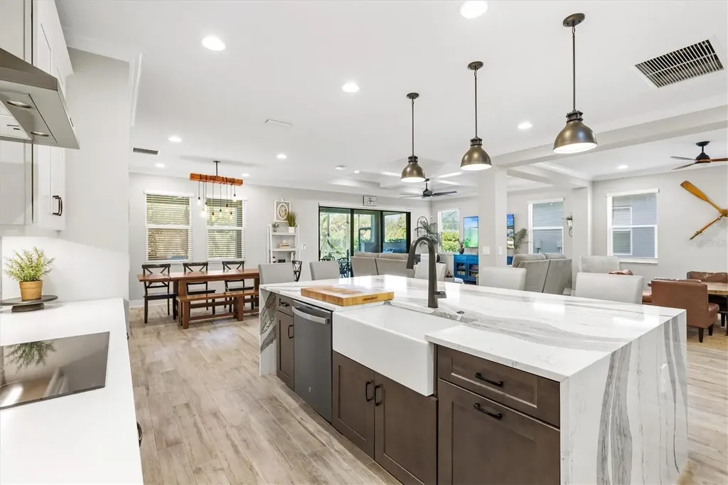 12709 Lateral Root Drive Sarasota FL 34238