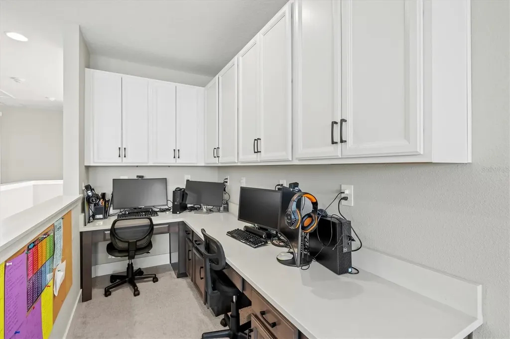 12709 Lateral Root Drive Sarasota FL 34238