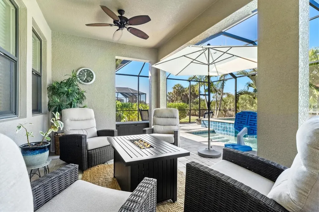 12709 Lateral Root Drive Sarasota FL 34238