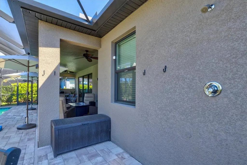 12709 Lateral Root Drive Sarasota FL 34238