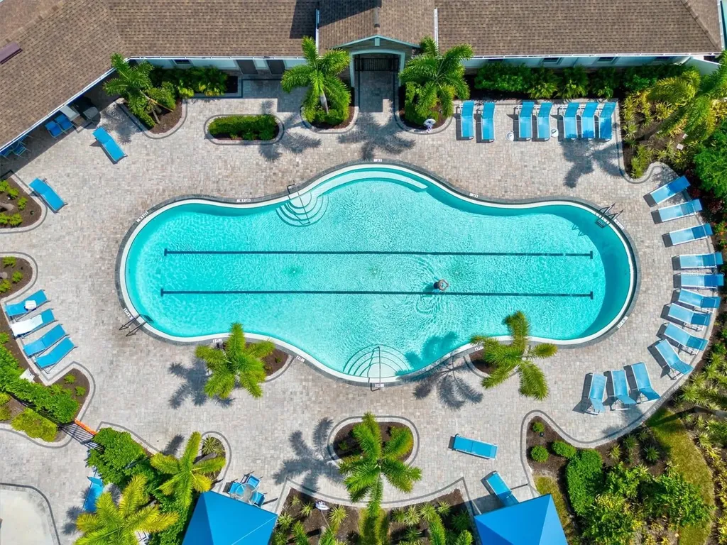 12709 Lateral Root Drive Sarasota FL 34238