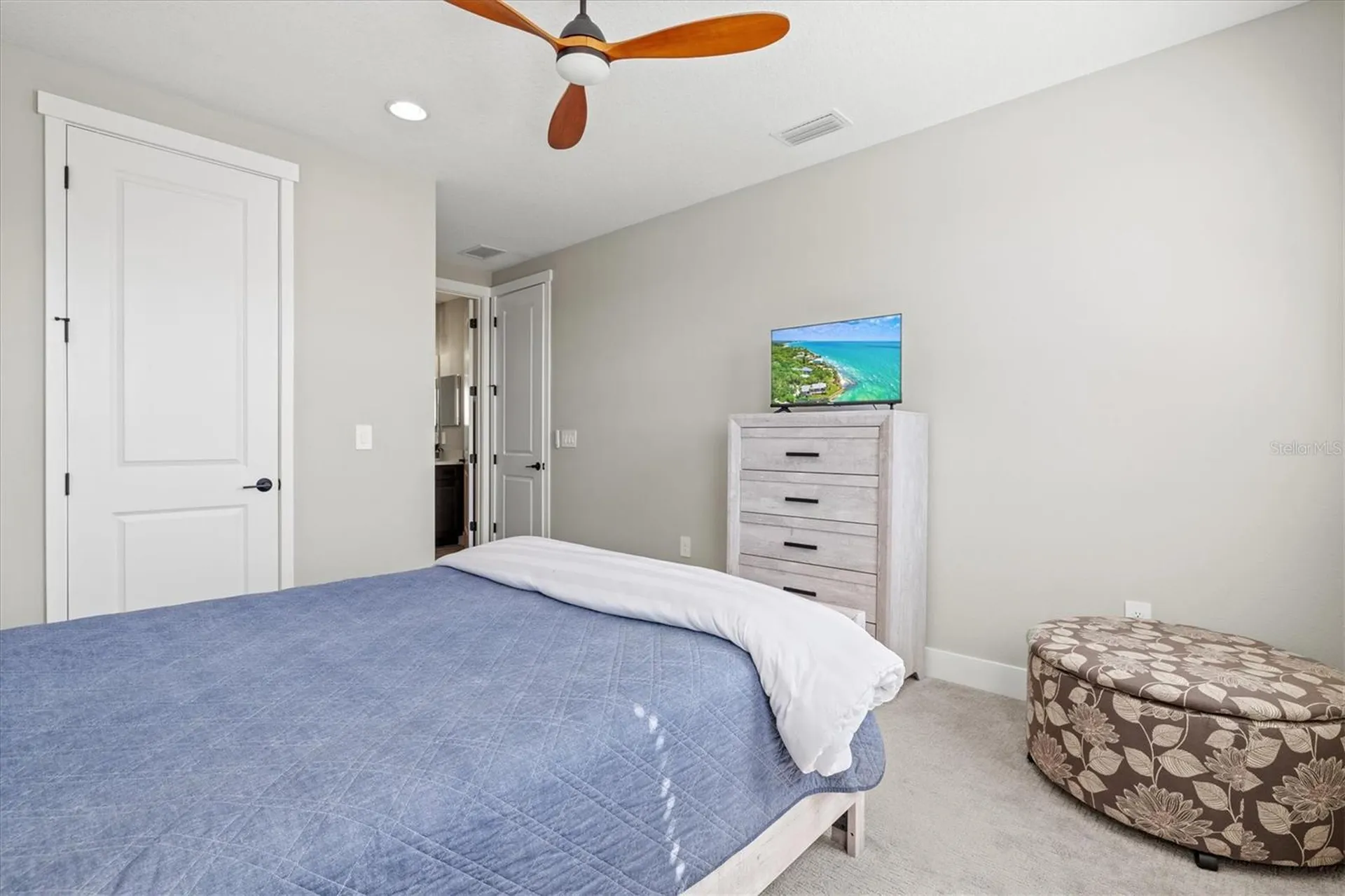 12709 Lateral Root Drive Sarasota FL 34238