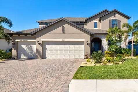 12709 Lateral Root Drive Sarasota FL 34238