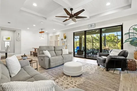 12709 Lateral Root Drive Sarasota FL 34238