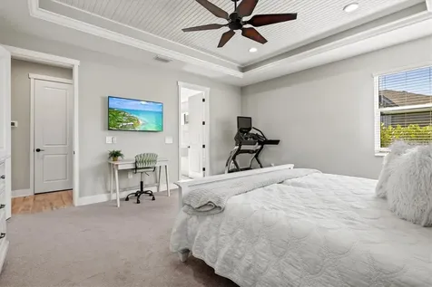 12709 Lateral Root Drive Sarasota FL 34238