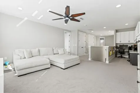12709 Lateral Root Drive Sarasota FL 34238