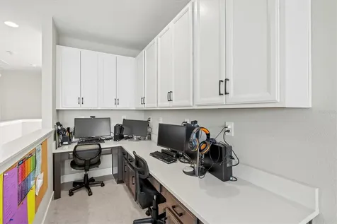 12709 Lateral Root Drive Sarasota FL 34238