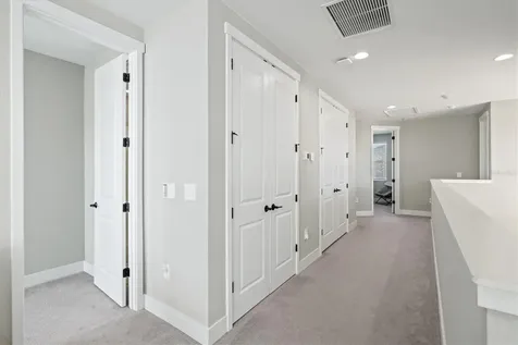 12709 Lateral Root Drive Sarasota FL 34238