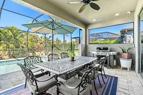 12709 Lateral Root Drive Sarasota FL 34238