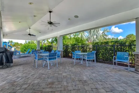 12709 Lateral Root Drive Sarasota FL 34238