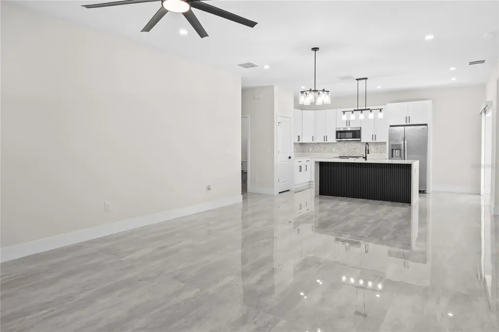 703 Aston-martin Drive Sebring FL 33872