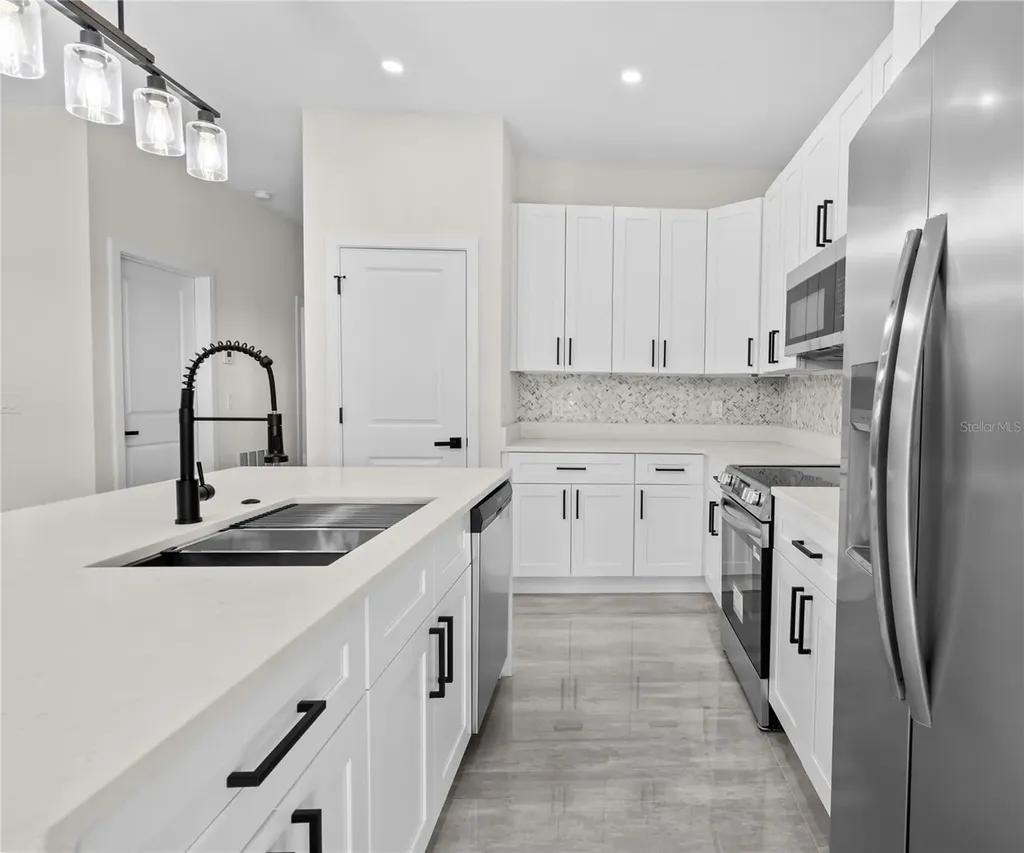 703 Aston-martin Drive Sebring FL 33872