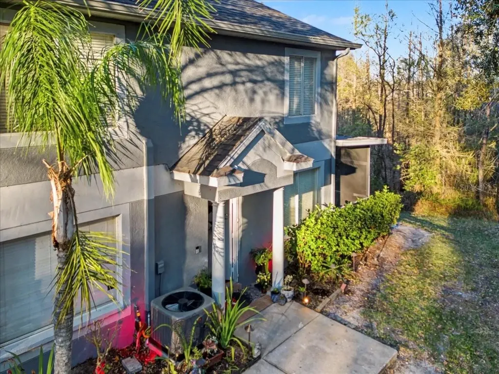 18101 Paradise Point Drive Tampa FL 33647