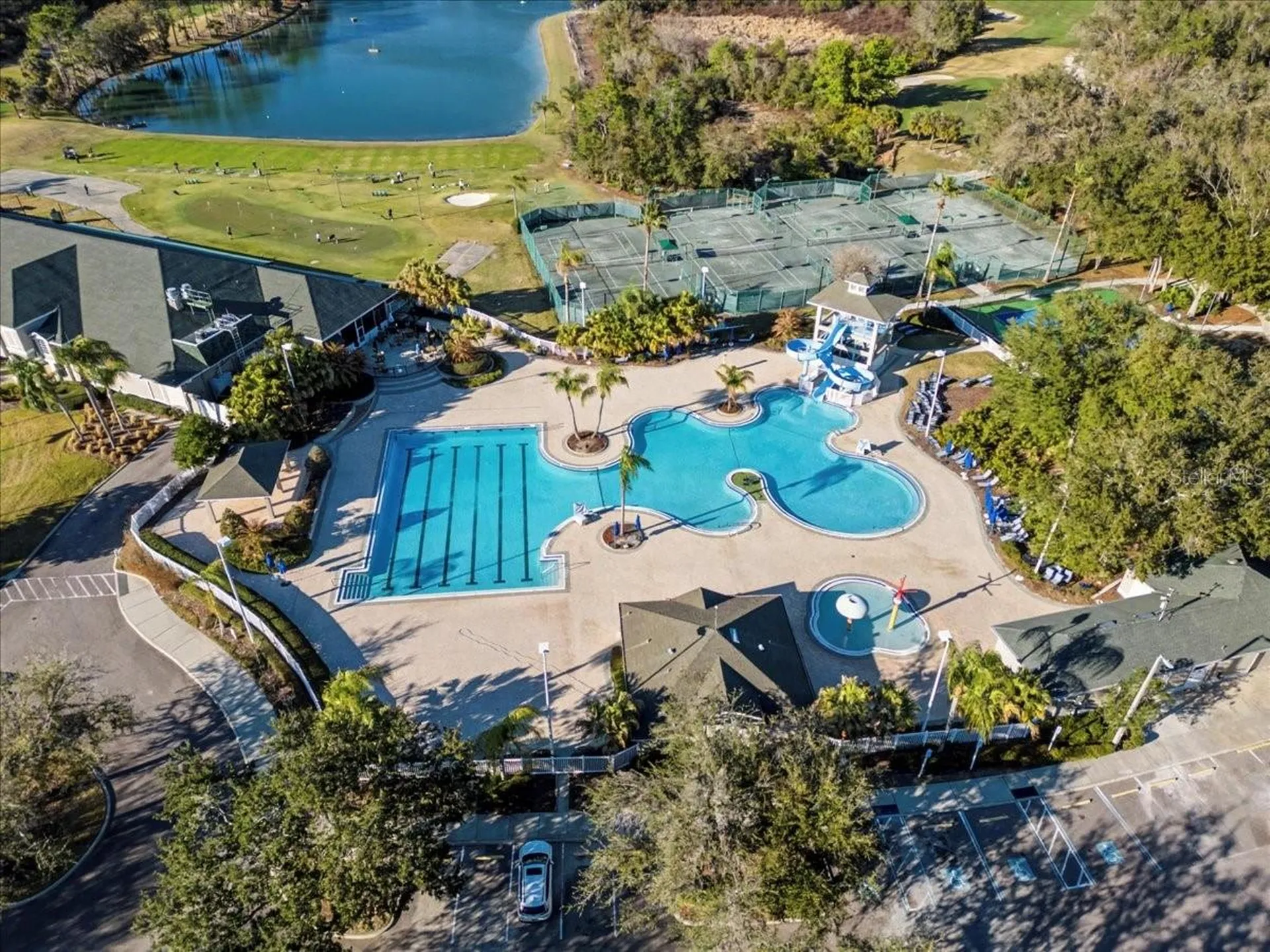 18101 Paradise Point Drive Tampa FL 33647