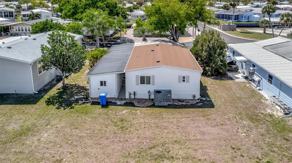123 S Saint Thomas Circle Apollo Beach FL 33572