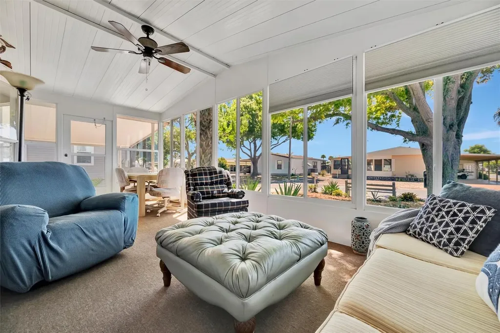 123 S Saint Thomas Circle Apollo Beach FL 33572