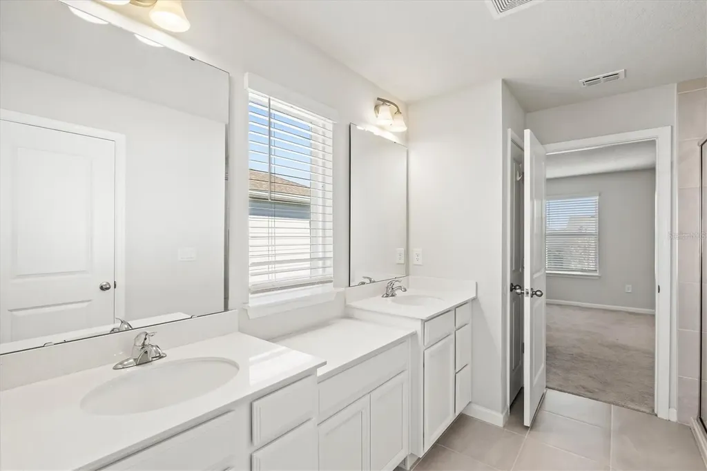 5429 Spanish Moss Cove Bradenton FL 34203