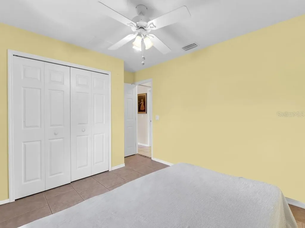 1433 SE 13th Terrace Cape Coral FL 33990