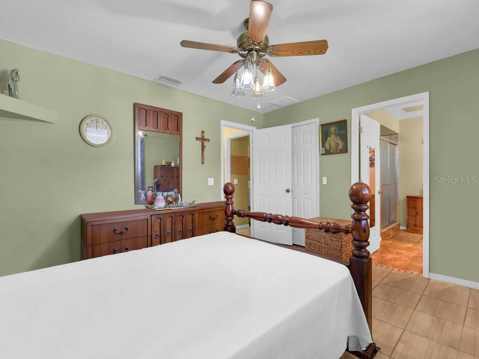 1433 SE 13th Terrace Cape Coral FL 33990