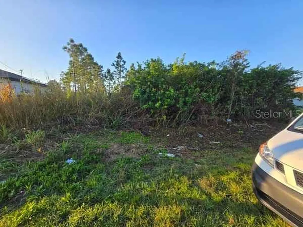 3813 5th Street SW Lehigh Acres FL 33976