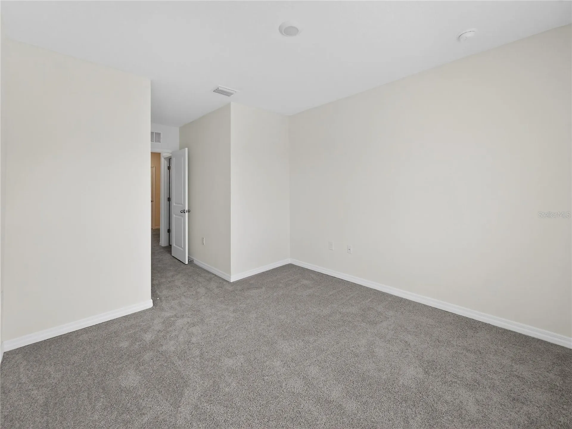 5214 Dragonfly Drive Wildwood FL 34785