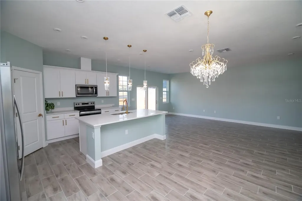 310 Gibson Avenue Lake Wales FL 33853