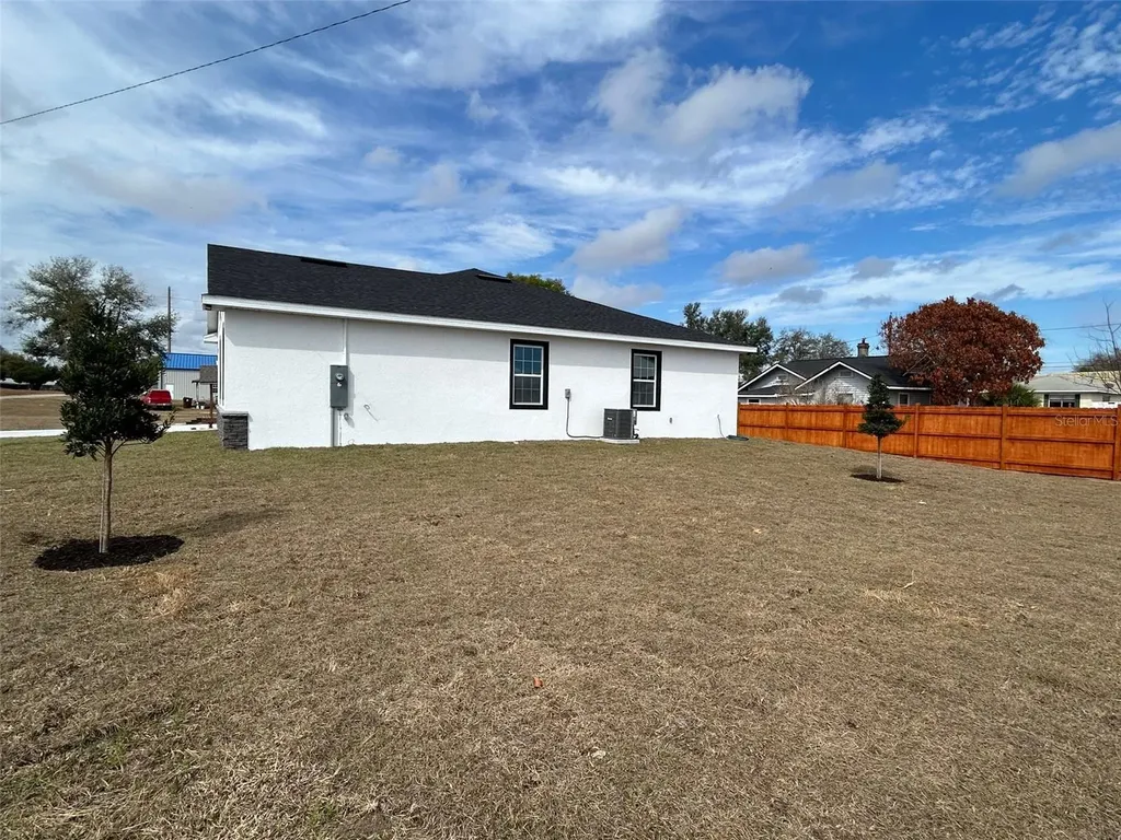 310 Gibson Avenue Lake Wales FL 33853