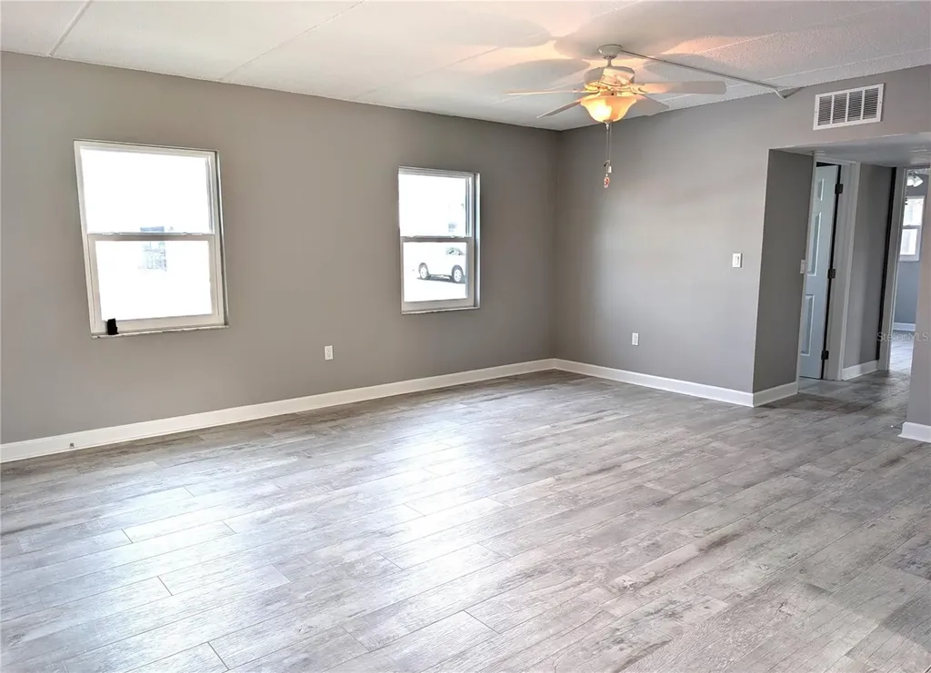 6990 Place De La Paix South Pasadena FL 33707