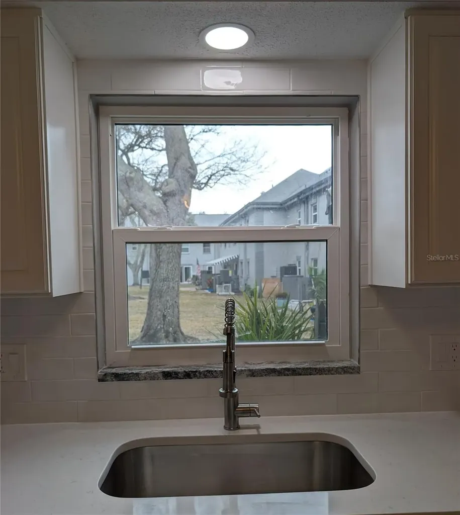 6990 Place De La Paix South Pasadena FL 33707