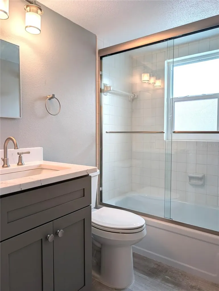6990 Place De La Paix South Pasadena FL 33707