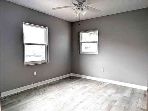 6990 Place De La Paix South Pasadena FL 33707