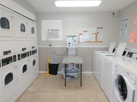 6990 Place De La Paix South Pasadena FL 33707