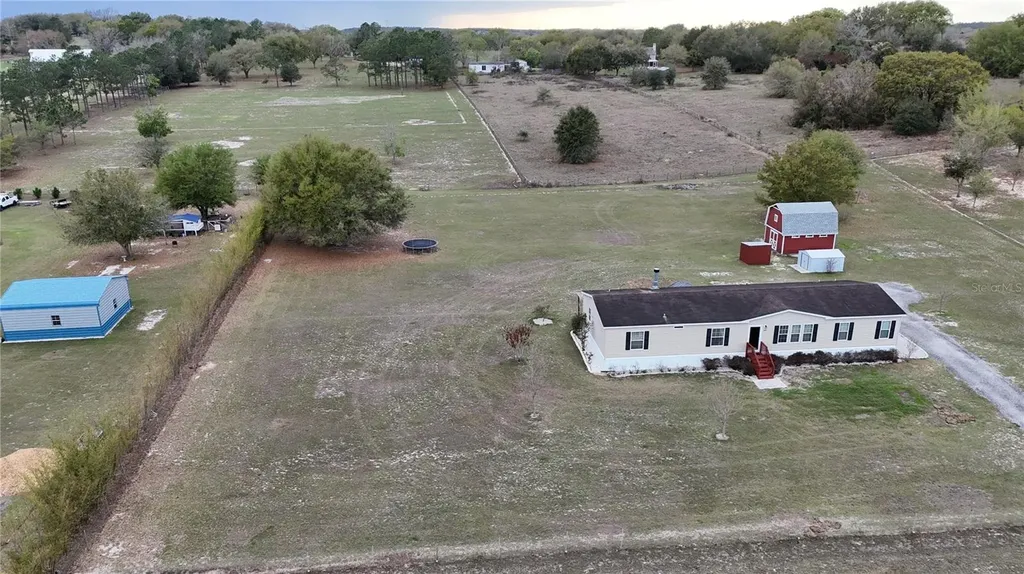 8009 Sergeant Pepper Drive Howey In The Hills FL 34737