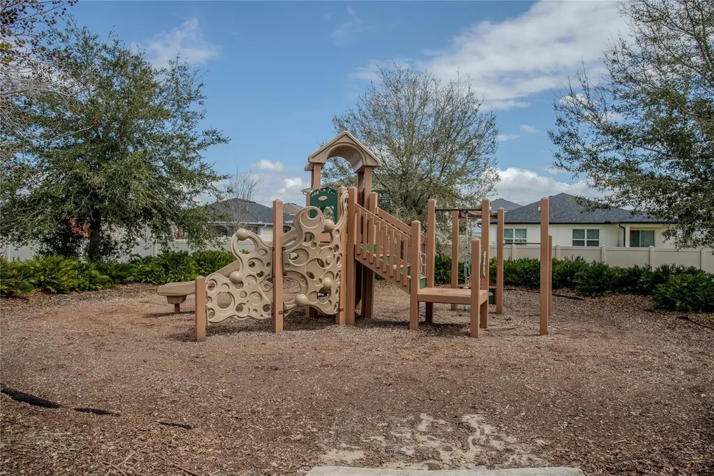 605 SW Sarner Pass Way E Winter Haven FL 33881
