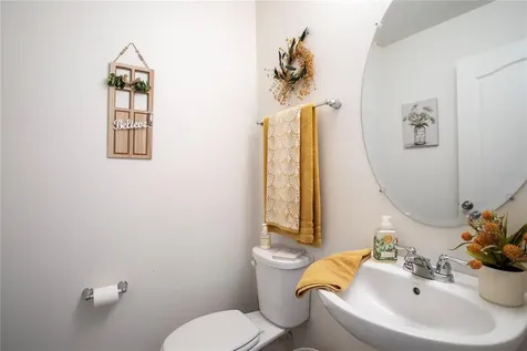 605 SW Sarner Pass Way E Winter Haven FL 33881