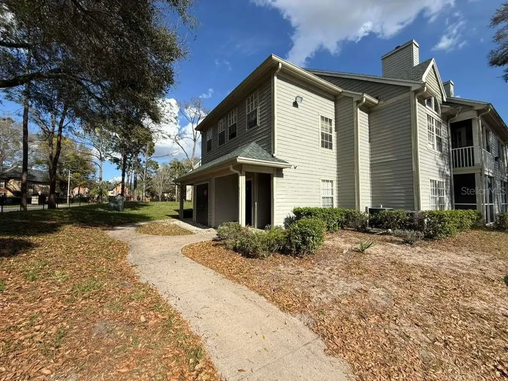 6094 Westgate Drive Orlando FL 32835