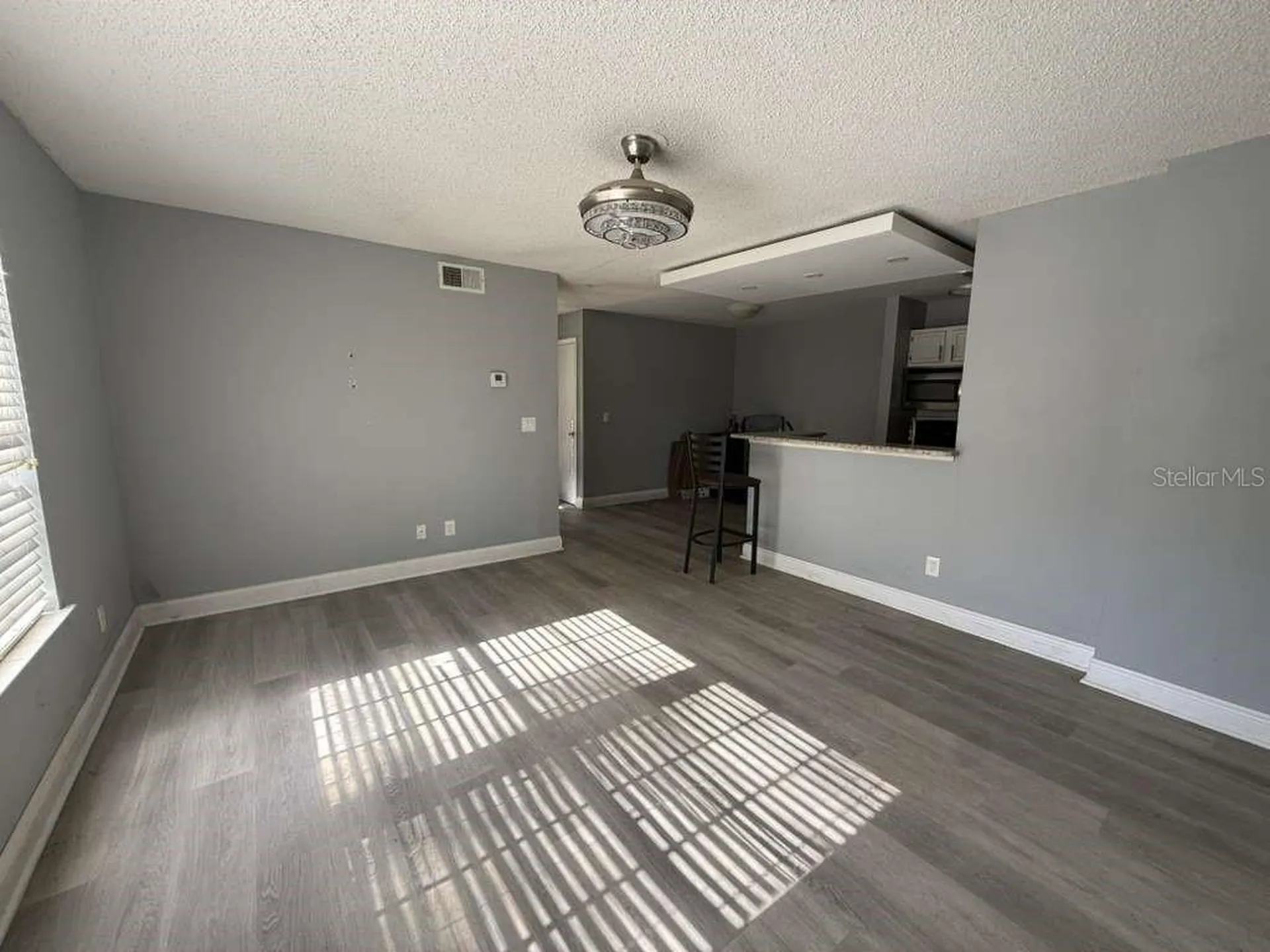 6094 Westgate Drive Orlando FL 32835
