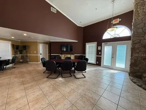 6094 Westgate Drive Orlando FL 32835