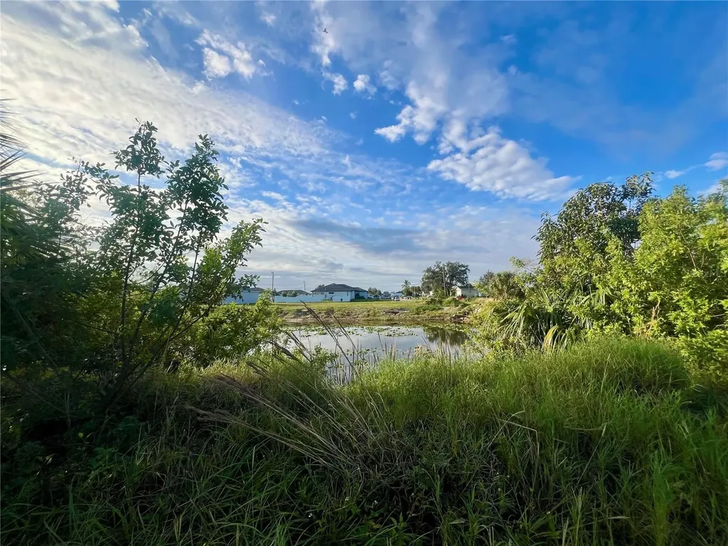 614 NE 12th Street Cape Coral FL 33909