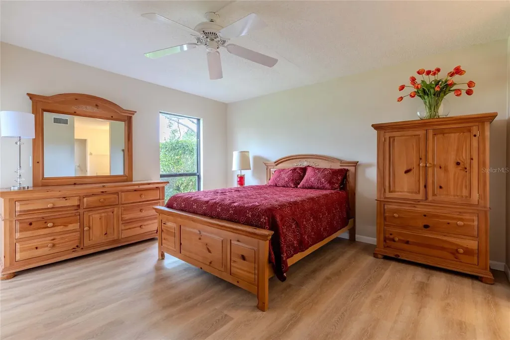 2989 Taywood Meadow Sarasota FL 34235