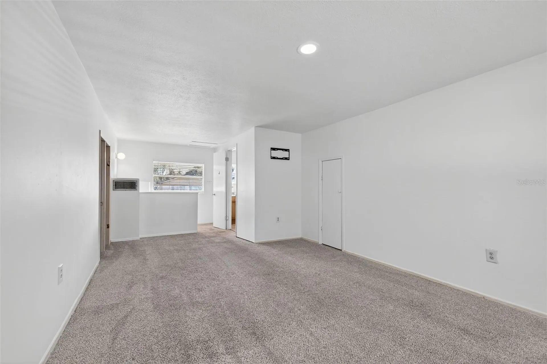 902 Two Houses Lane Seffner FL 33584