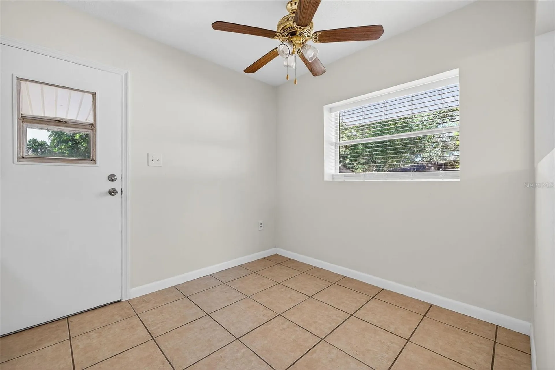 902 Two Houses Lane Seffner FL 33584
